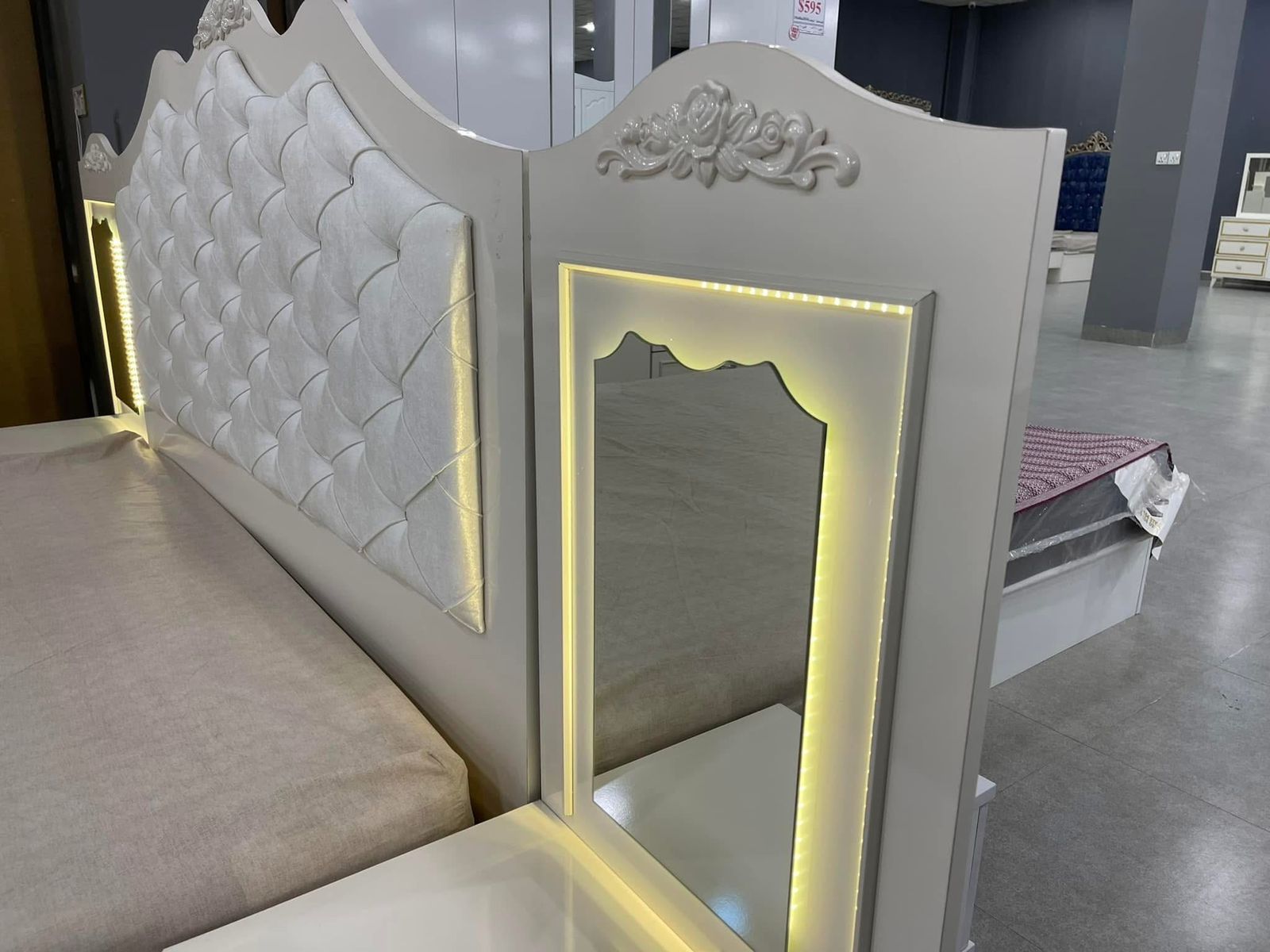 Luxury Bedroom Set with Storage Bench